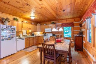 Hemlock Hideaway - Boone - 1