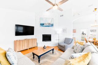 4BR house, 2 blocks from the beach - 9