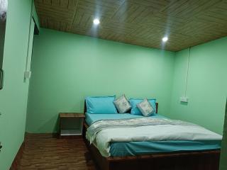 Raya home stay - 0