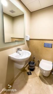 Ollystays Mangrovy Seaview Penthouse 3BR Beach & Pool access - 1