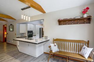 Nature Lover's Cottage on Wooded Acreage - 1