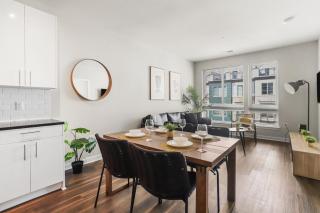 Stylish 1BR Gem - Gym & Game Room - Metro Access - 8