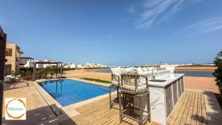 4BR LUX Villa, Heated Pool & Nanny Room ! Near Marina - 8