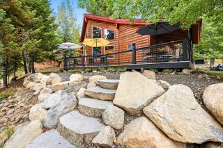 Spacious Mountain Retreat with Sauna Hot Tub & Pool - McCall - 6