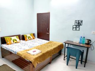 Golden Pearl - 4