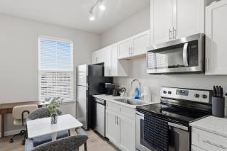The Austin Nest Modern 1Bed + Pool&Gym - 7
