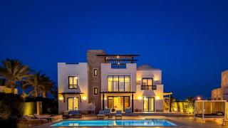 Ollystays Luxury 4BR, Heated Pool Villa, Ancient Sands! Kite Surfing Haven - Hurghada - 9
