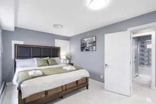 Stylish 3BR, 2BA Vancouver Home - 1