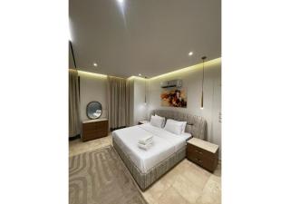 SODIC Eastown 3BR with Private Garden Luxury Living in a Prime Location - 2