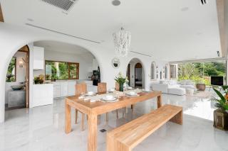 Seaview luxrury villa like a secluded paradise - 1