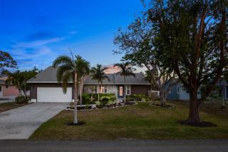 4 Br Sleeps 10 Private Pool Putt Putt Dog Friendly - 1