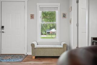 1BD 1BA Near Downtown, UIUC & Memorial Stadium - 1