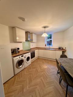Balfour house - Luton - 0