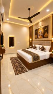 Hotel The Grand Ayodhya Inn 300 mtr from Temple - 3