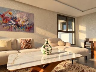 Stunning 5BR Villa 125 with Private Pool & Ocean Views - 2