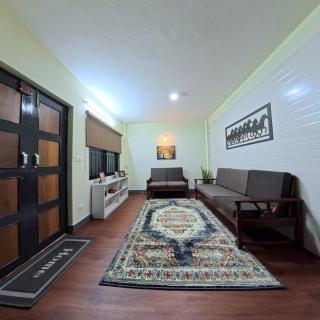 SNJN Home Peaceful 2BR Stay Near Airport - 0