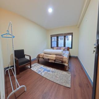 SNJN Home Peaceful 2BR Stay Near Airport - 1