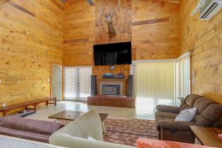 Lakefront Greers Ferry Rustic Getaway w/ Game Room - 6
