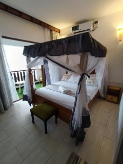 Empire Golden sands - 4