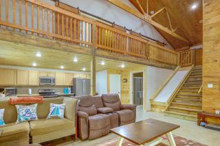 Lakefront Greers Ferry Rustic Getaway w/ Game Room - 5