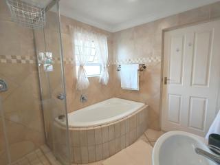 Stay At Jbay Apartment - 5