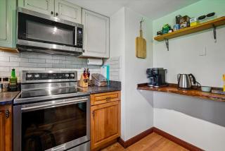 Highridge Condo Unit B8 - 3