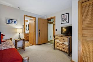 Highridge Condo Unit B8A - 8