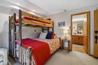 Highridge Condo Unit B8A - 9