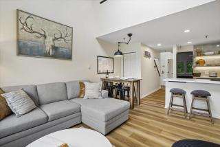 Highridge Condo Unit E11 - 5