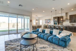Peaceful & Modern Gem w/ Private Pool in Henderson - 9