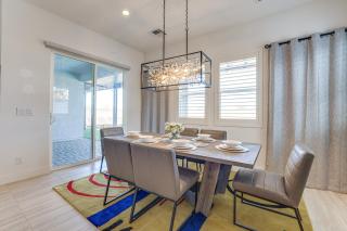 Peaceful & Modern Gem w/ Private Pool in Henderson - 4