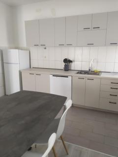 Saint George Apartments - 7