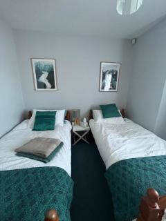 Adare Hillview Bungalow - 7