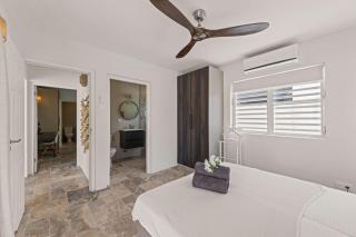 Villa Mira Alma full house Contemporary Luxury Villa in the Heart of Jan Thiel - 6