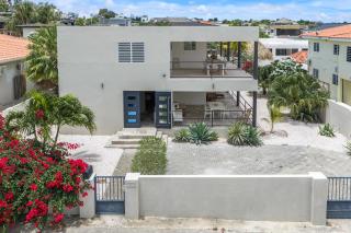 Villa Mira Alma full house Contemporary Luxury Villa in the Heart of Jan Thiel - 1