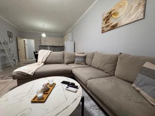 BjoIs Terminal Apartment - 5