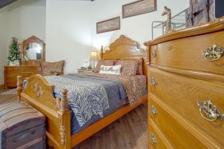 Denton Couples' Studio on 100-Acre Ranch - 7