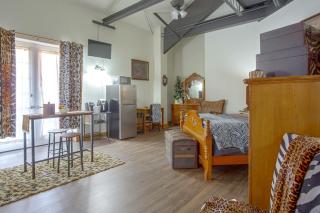 Denton Couples' Studio on 100-Acre Ranch - 2