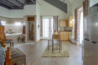 Denton Couples' Studio on 100-Acre Ranch - Denton - 1