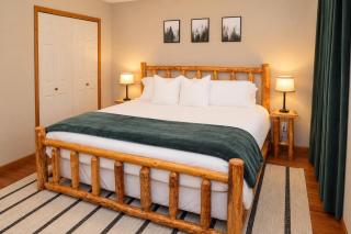 Cozy pet-friendly home near hiking trails and Lake Vermilion - 6
