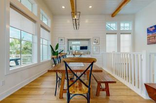 147 Sunset Avenue 5-Bedroom 4-Bath House Resort Views Resort Amenities - 5