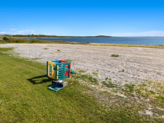 Massive 13BR Home Sleeps 32 Family & Groups - 1