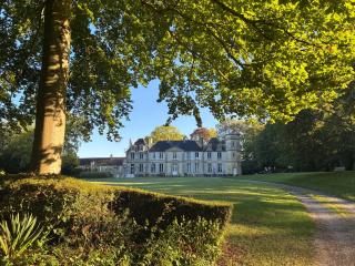 Les Escuries, dépendances du Château - 4