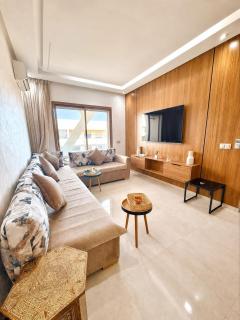 Modern Luxury, Pools, Fiber Wi-Fi and Beach - A12 - 0