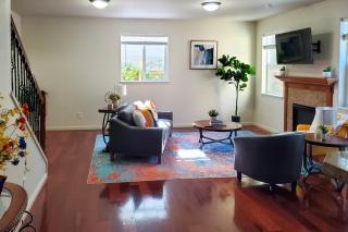 Work & Explore! Home w/ Fenced Yard in Beaverton - 4