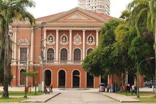 Casa Alegre Cirio in Belém - 6