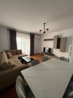 Modern Apartment - Near South &North Bus Terminals - 0