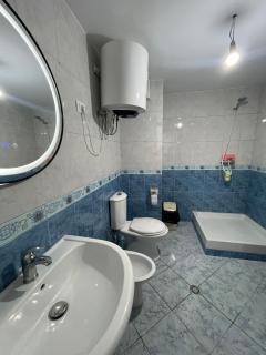 Modern Apartment - Near South &North Bus Terminals - 3