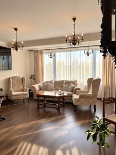 Crai Stone House - 8