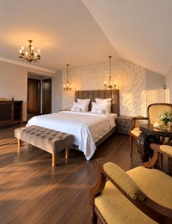 Crai Stone House - 3